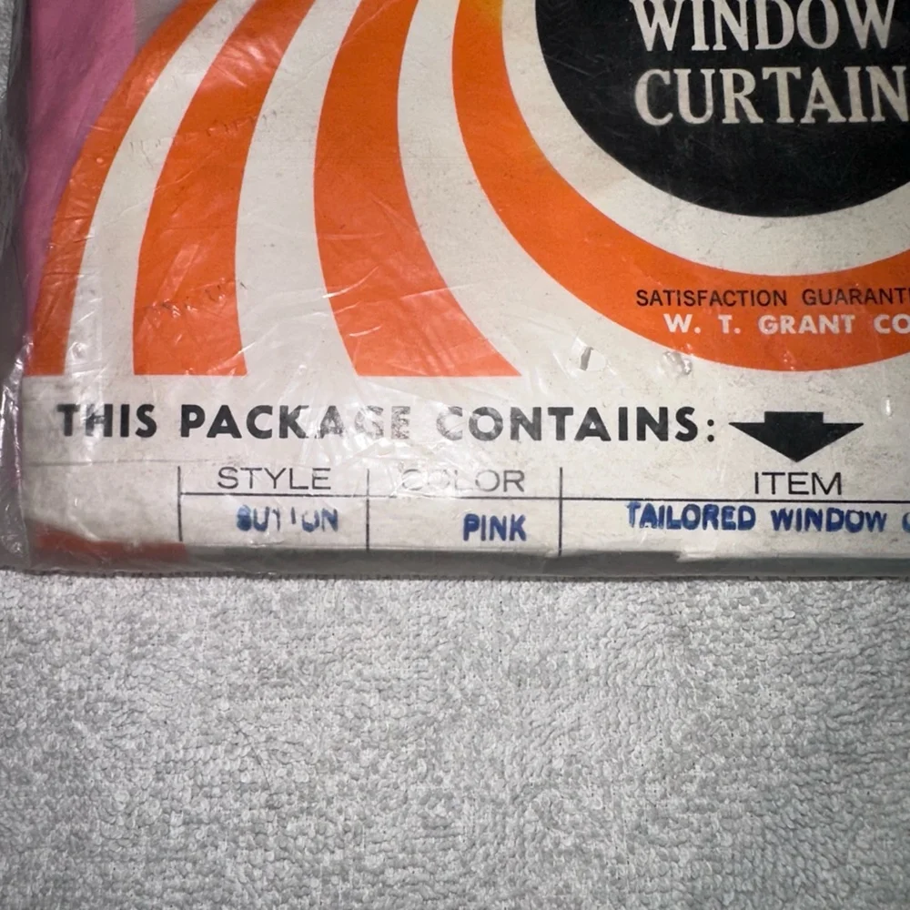 NOS Vintage W T Grant Grant Maid Sutton Style Bathroom Window Curtain 34x54 MCM